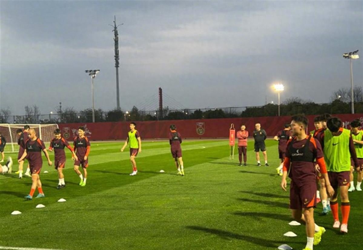 穆古鲁扎赛事官方发布突破纪录新规，澳大利亚队争议不断！的简单介绍